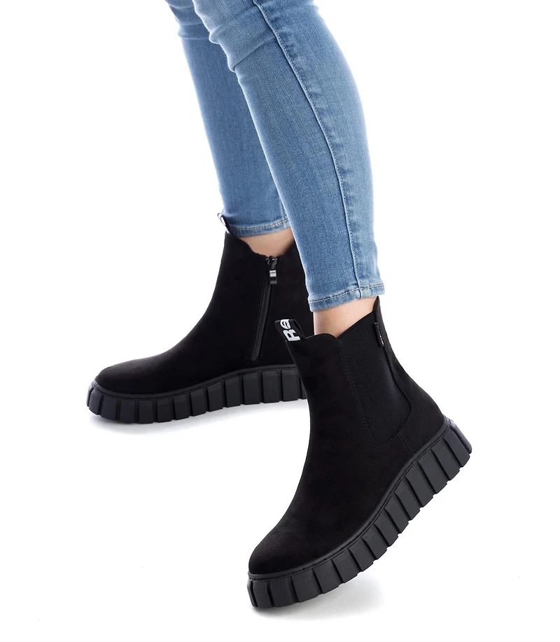Women's Suede Booties By Xti