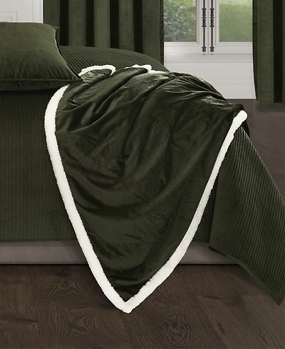 J Queen New York Townsend Throw, 50" x 60"