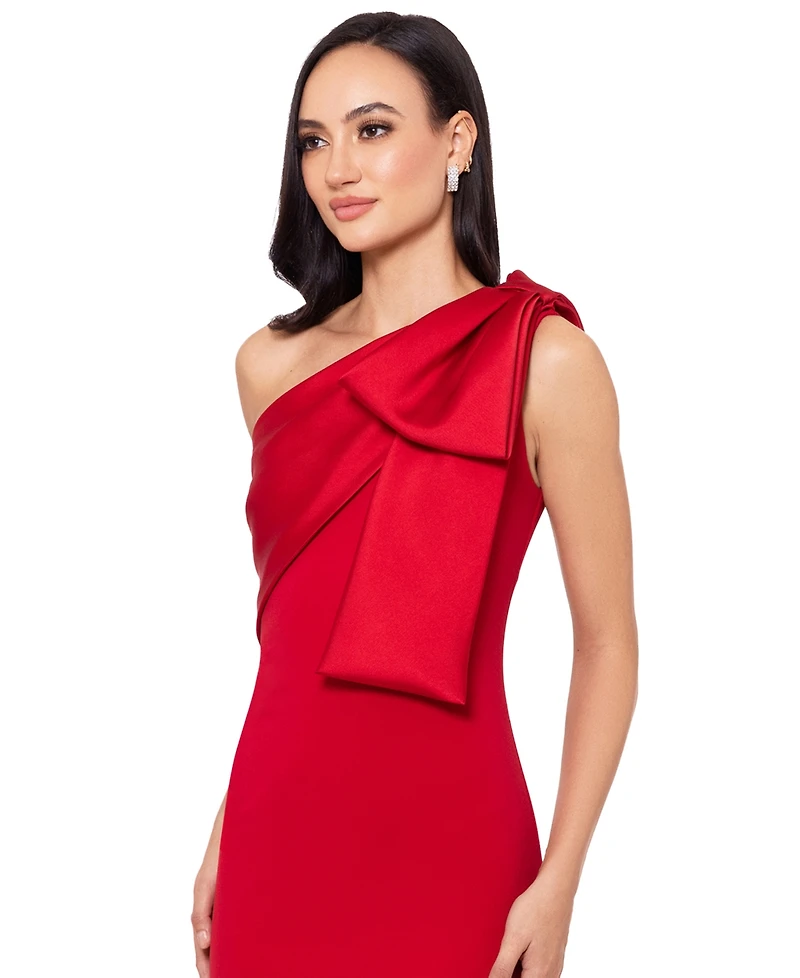 Betsy & Adam Women's Bow-Trimmed One-Shoulder Gown