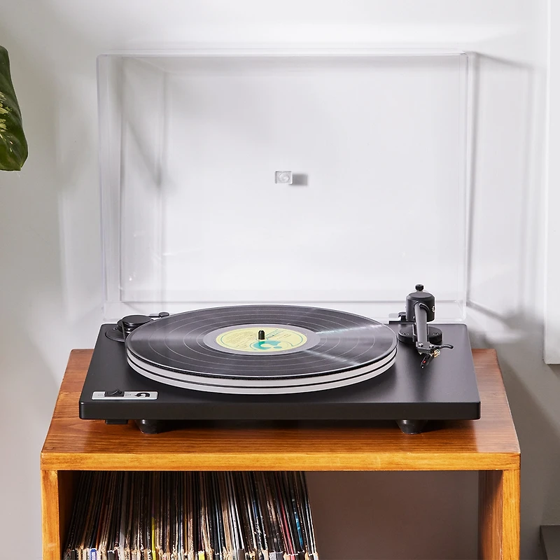 U-Turn Audio Orbit 2 Plus Turntable with Ortofon Om 5E Cartridge