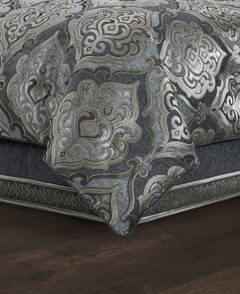 J Queen New York Amici 4 Pc. Comforter Set, Queen
