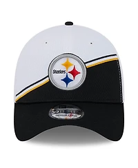 Men's New Era White, Black Pittsburgh Steelers 2023 Sideline 39THIRTY Flex Hat