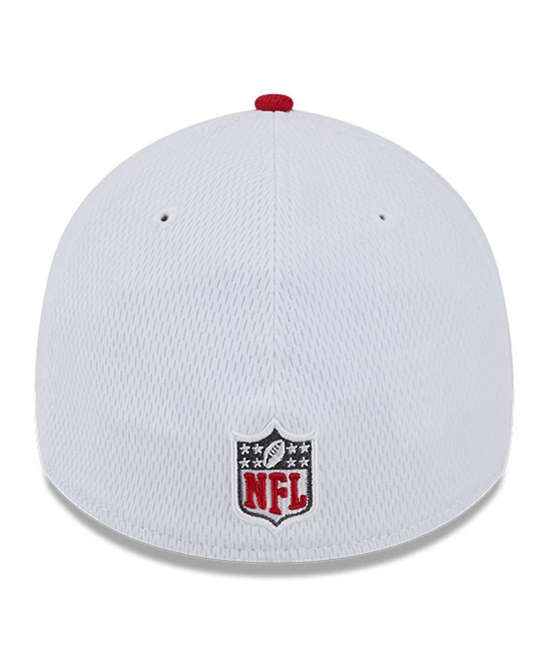 Men's New Era White, Red Tampa Bay Buccaneers 2023 Sideline 39THIRTY Flex Hat