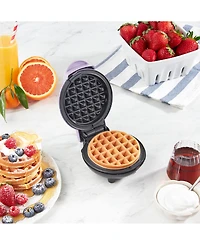 Dash DMW001 Mini Waffle Maker