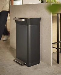 Joseph Joseph Titan 30-Liter Trash Compactor