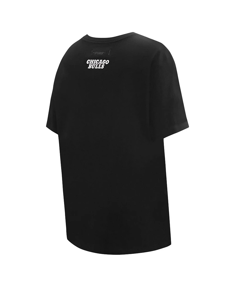 Women's Pro Standard Black Chicago Bulls Script Boyfriend T-shirt