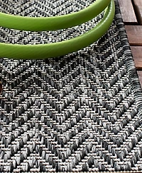 Safavieh Courtyard CY8022 Black and Beige 8' x 11' Outdoor Area Rug