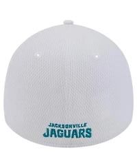New Era Men's White Jacksonville Jaguars Active 39thirty Flex Hat