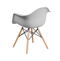 Merrick Lane Alda Series Polypropylene Accent Chair With Gently Curved Arms And Metal Braced Wooden Legs