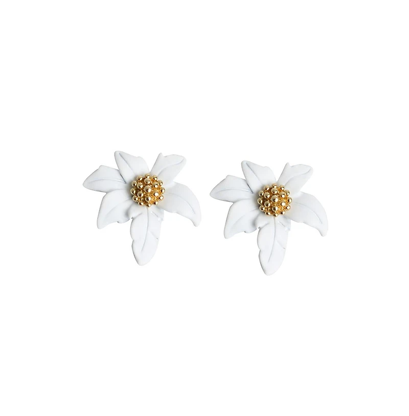 Sohi Women's Green Wild Flower Stud Earrings