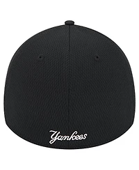 New Era Men's Black New York Yankees Active Dash Mark 39THIRTY Flex Hat