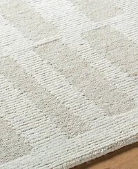 Livabliss Bianca 2'x3' Area Rug