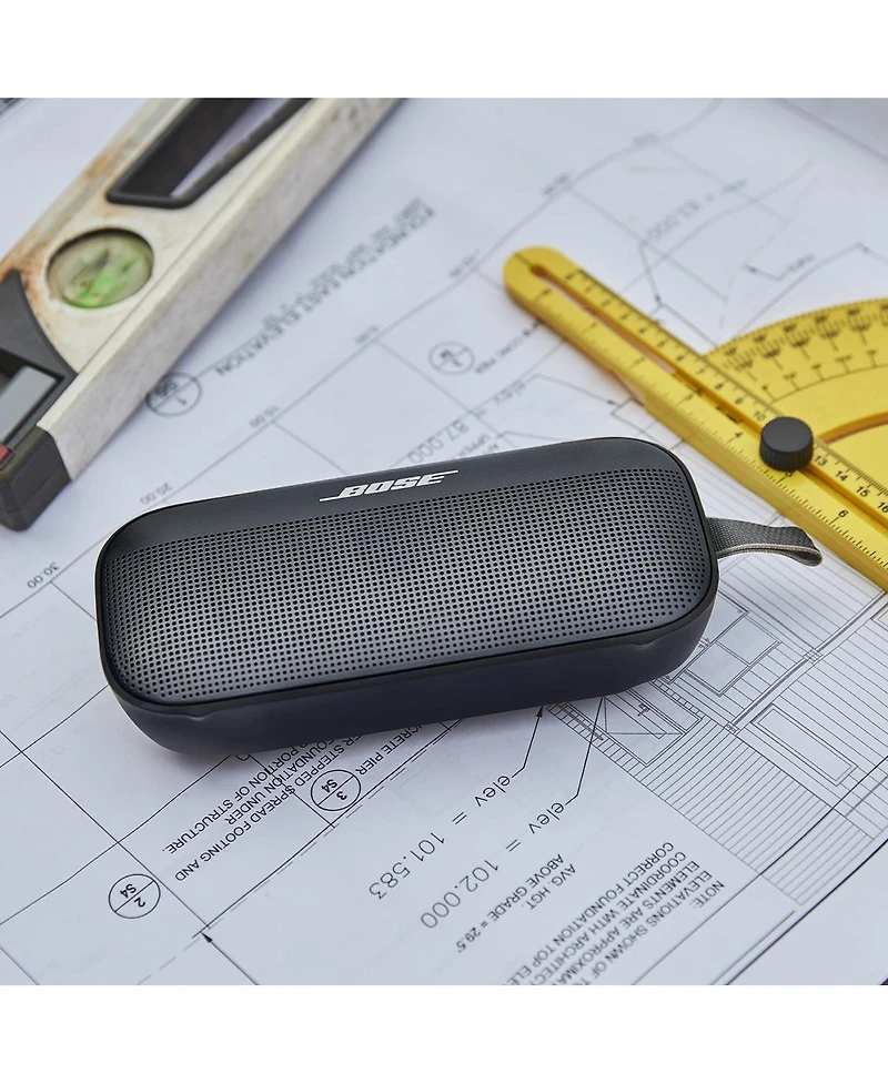 Bose SoundLink Flex Bluetooth Portable Speaker