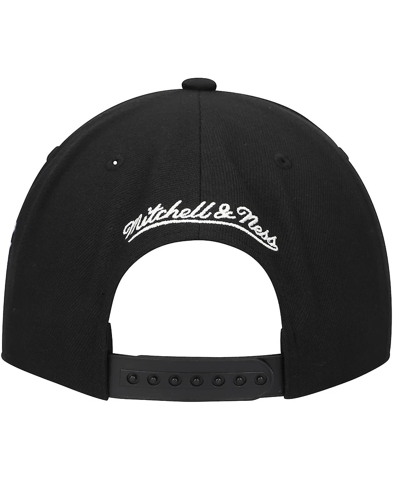 Mitchell & Ness Men's Black Tampa Bay Lightning Core Team Script 2.0 Snapback Hat