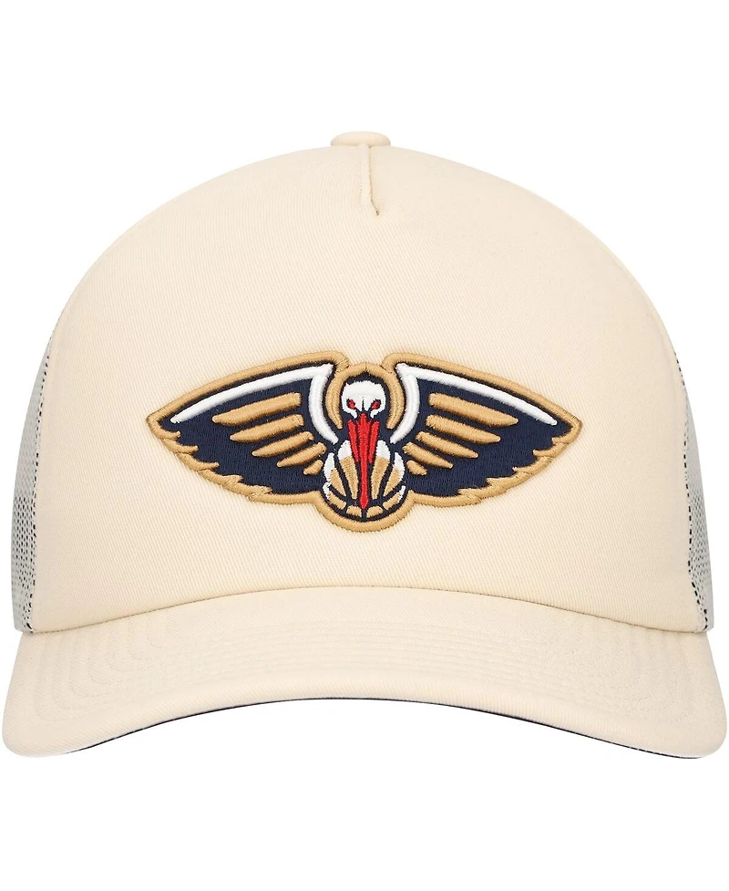 Mitchell & Ness Men's Cream New Orleans Pelicans Trucker Adjustable Hat