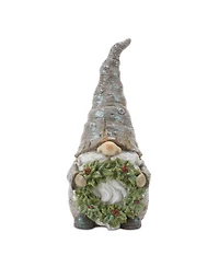 Slickblue Pine Tree Trunk Gnome With Wreath Accent (Set of 2)