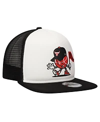 New Era Big Boys and Girls White/Black Chicago Bulls Court Sport Mascot 9FIFTY Snapback Hat