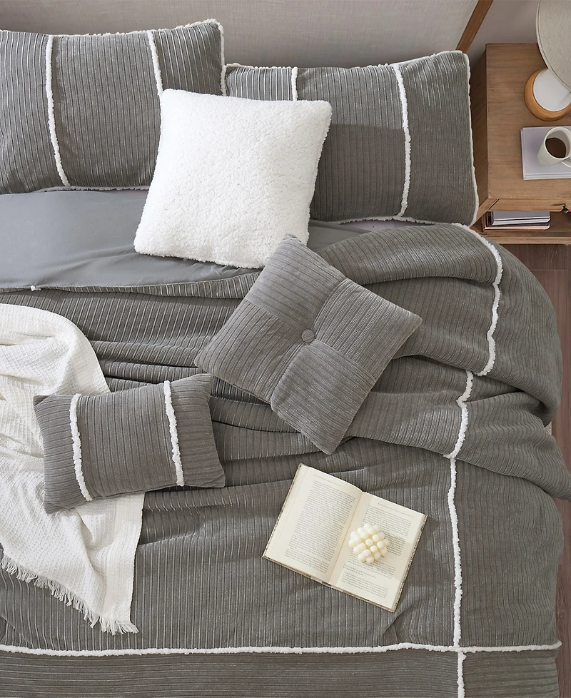 Stratford Park Arvada Solid Cabin Style 7-Pc. Comforter Set