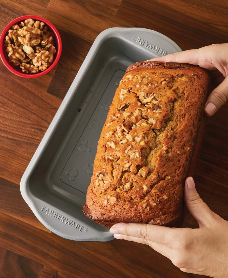 Farberware Bake with Mickey Mouse 9 x 5 Inch Loaf Pan