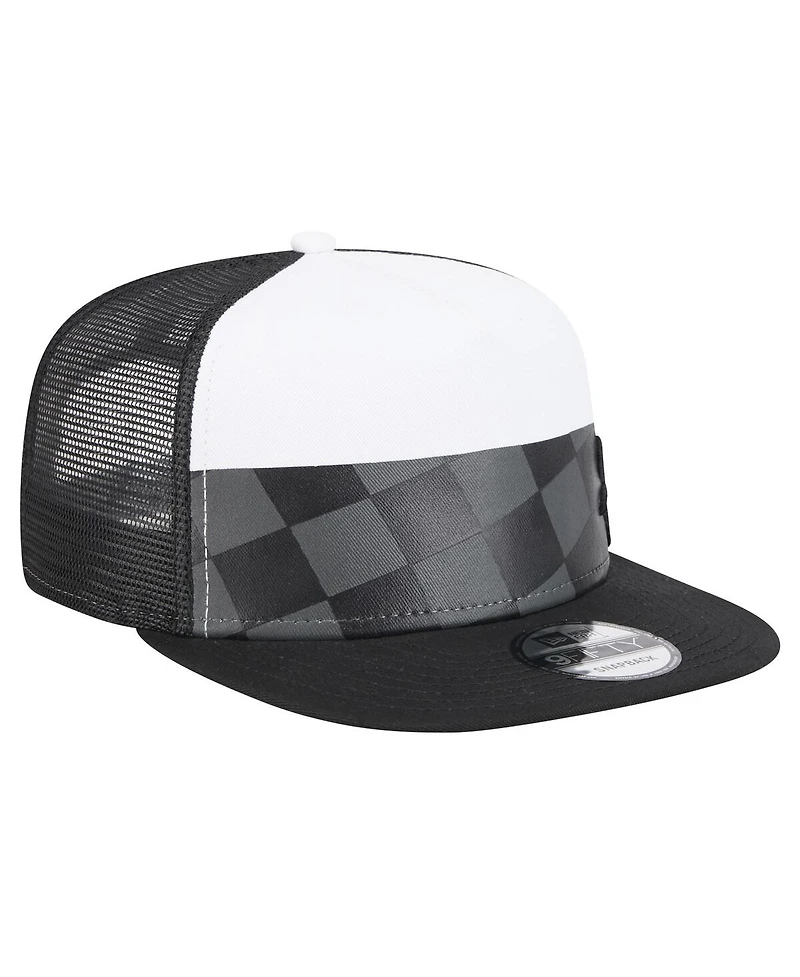 New Era Men's Black Chicago White Sox Checkmate Trucker 9FIFTY Snapback Hat