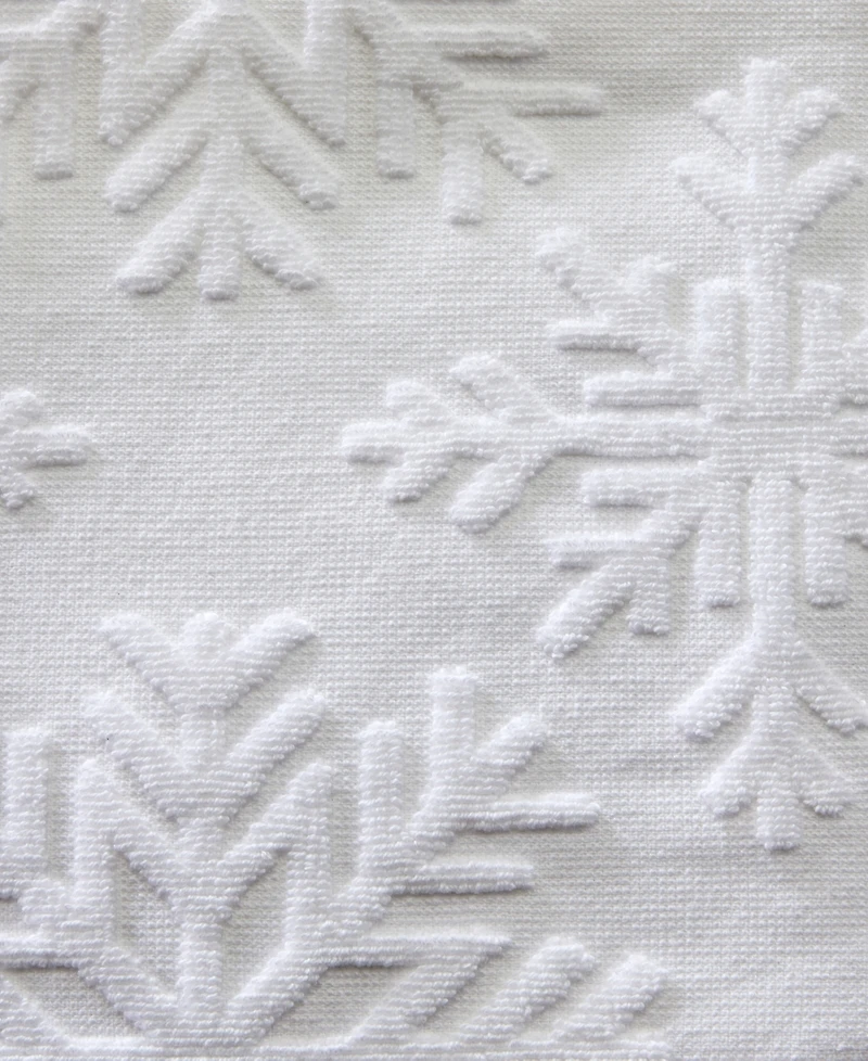 Skl Home Subtle Snowflake Jacquard Cotton Bath Towel, 25" x 50"