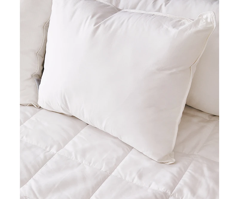 Slumber Cloud Core Down Alternative Pillow for Ultimate Comfort and Sleep Quality - Standard, Medium/Firm
