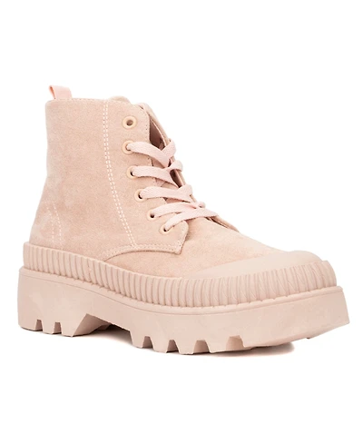 Women's Tessa Sneaker