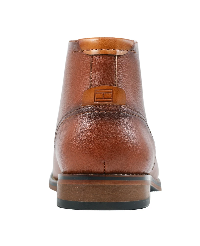 Tommy Hilfiger Men's Bage Lace Up Chukka Boots