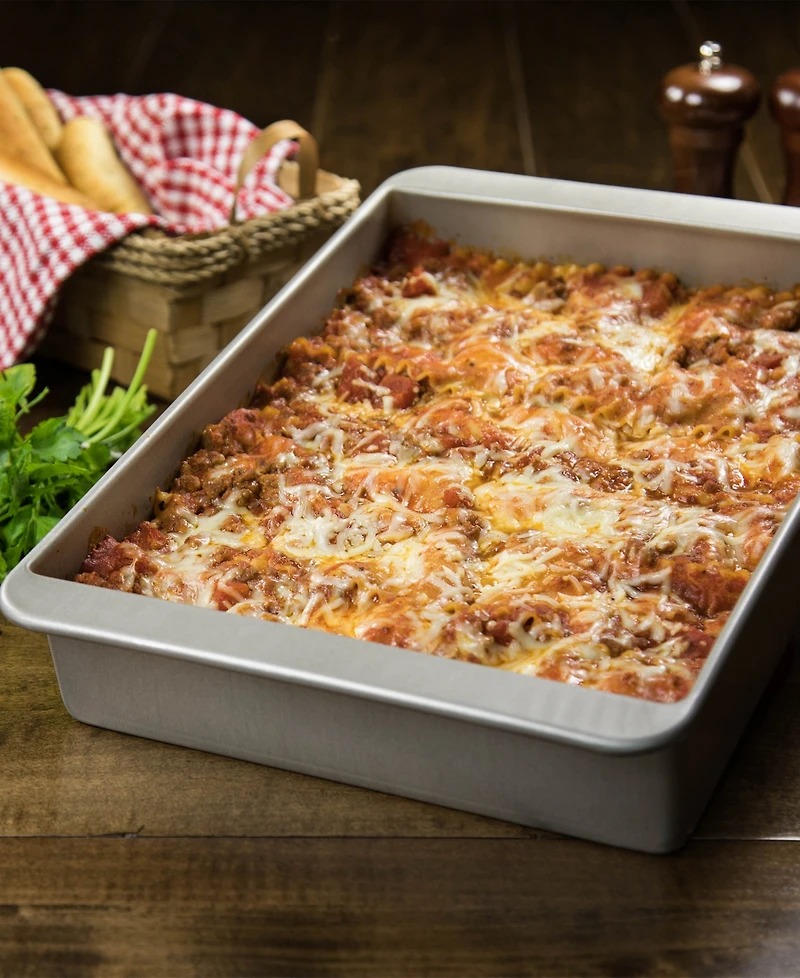 Usa Pan Non-Stick Aluminum 13" x 11" Lasagna Pan Lid Set