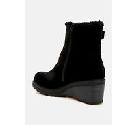 Big horn Faux Fur Harness Boots