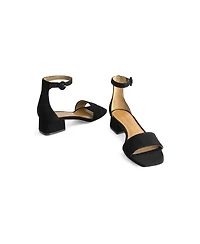 Bernardo Footwear Jalena Low Heel Sandal