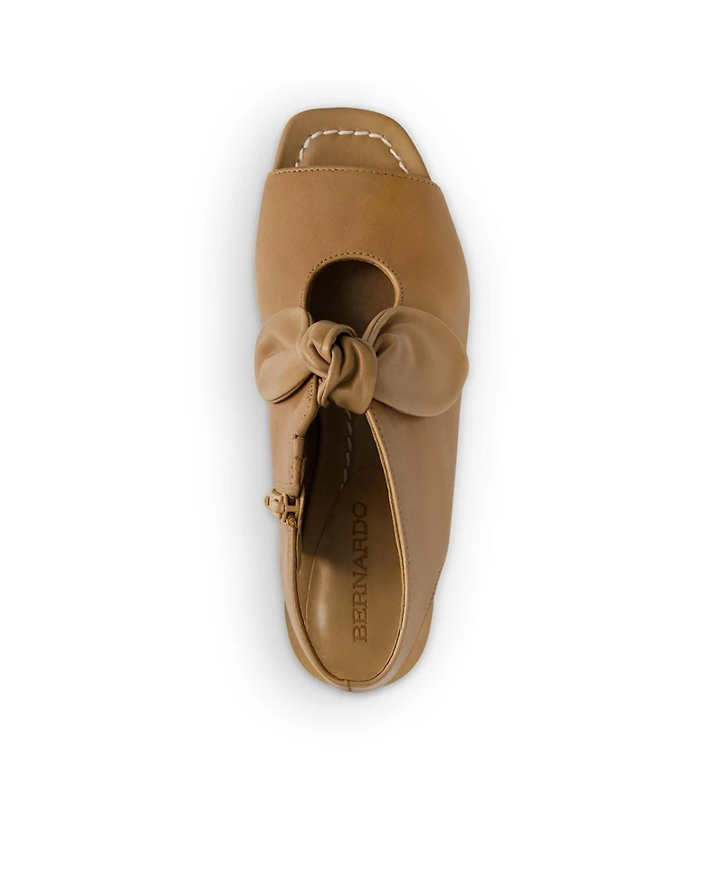 Bernardo Footwear Lizzie Heel