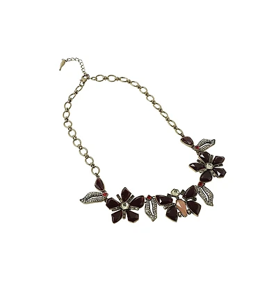 Sohi Women's Butterfly Collar Necklace