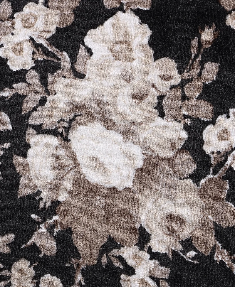 Betsey Johnson Classic Floral Ultra Soft Plush Fleece Throw, 70" X 50"