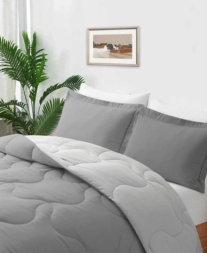 Unikome Lightweight Quilted Reversible Down Alternative Comforter Set, 3 Piece