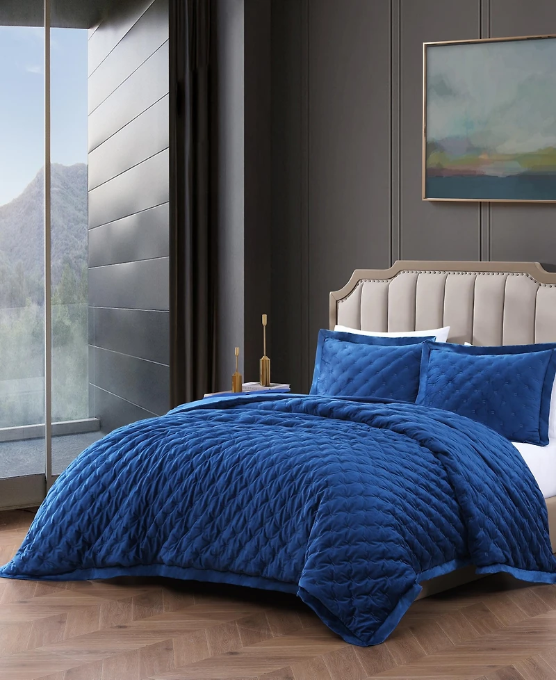 Bebejan 3 Piece Queen Size Velvet Comforter Set
