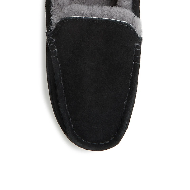 Dearfoams Men's Fireside By Melbourne Genuine Shearling Moccasin Slipper