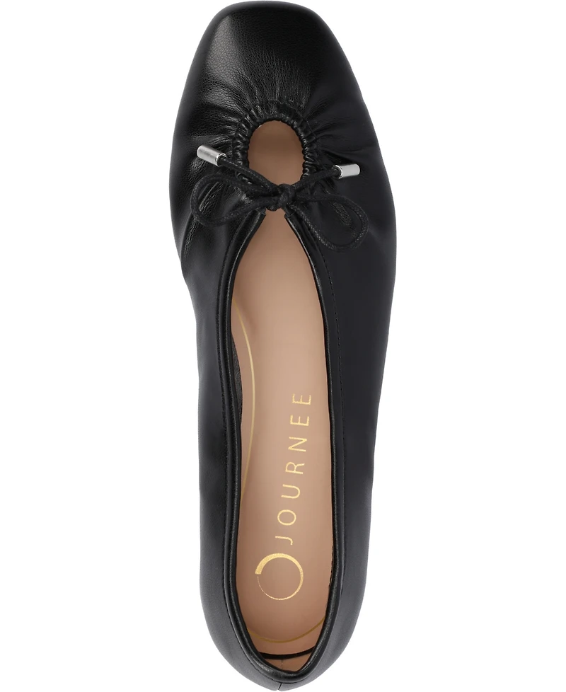 Journee Collection Women's Callee Keyhole Ballet Flats