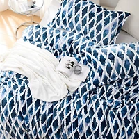 Love Thick - Cuddly Coma Inducer Oversized Comforter Set
