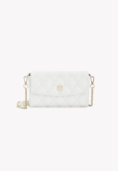 Pearl Quilted Shoulder Bag Small Chanel Bag Collection in Leather Victoria Hyde