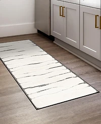 Bayshore Home Textured Tones Lines 2'7"x8' Runner Area Rug