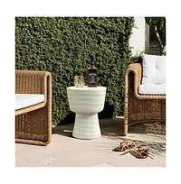 LuxenHome Outdoor and Indoor Round Spiral Pattern Side Table, Off White