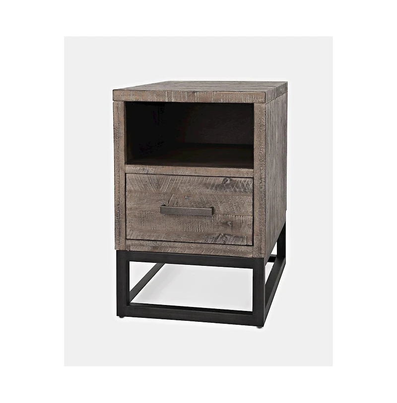 East Hampton Distressed Solid Wood Usb Charging Chairside Table