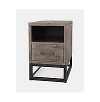 East Hampton Distressed Solid Wood Usb Charging Chairside Table