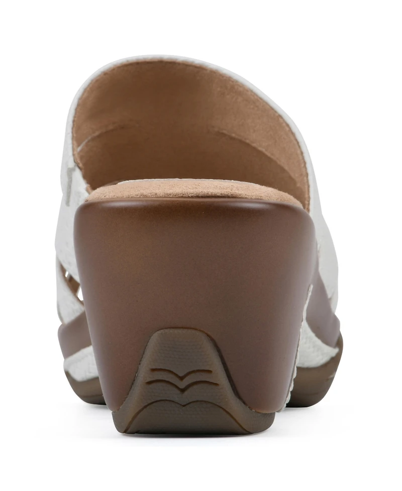 White Mountain Women's Valora Slip-On Clog Sandals