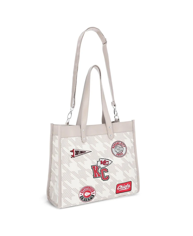 Wear by Erin Andrews Kansas City Chiefs Patch Printed Tote Bag