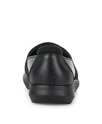 Baretraps Women's Jilian Slip On Flats