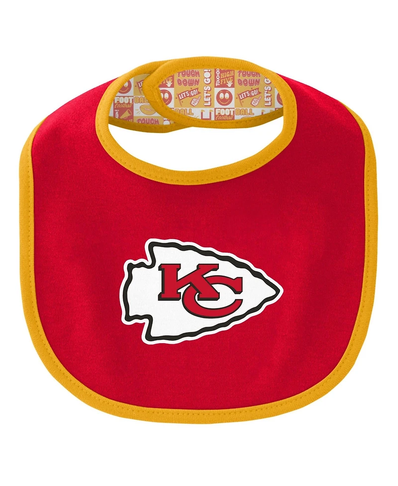 Outerstuff Baby Boys and Girls Kansas City Chiefs Dynamic Duo Bodysuit, Bib Knit Hat Set