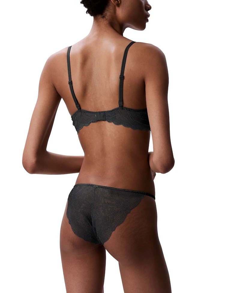 Calvin Klein Women's Sensual Stretch Lace Lift Demi Bra QF8122