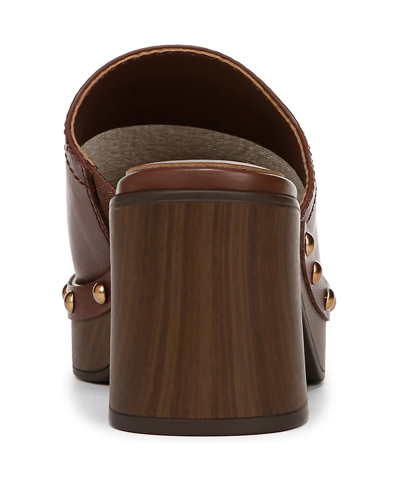 Naturalizer Women's Bailey Round Toe Platform Clogs